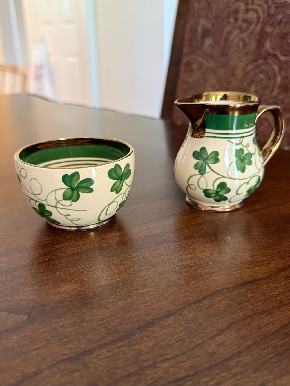 VTG Wade Harvest Ware Creamer & Sugar Bowl Shamrock Pattern & Copper Lustre Trim
